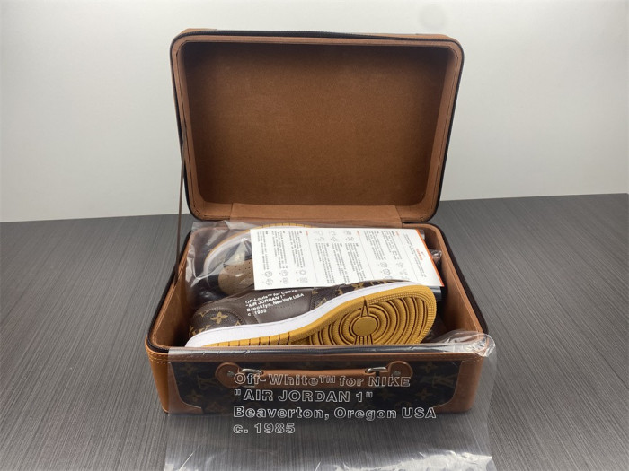 air jordan 1 ow top (with case)