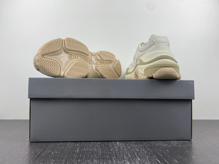 Ba*len*cia*ga triple s sneaker 710156 w3cu2 9798