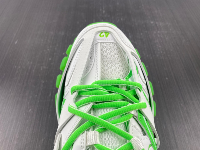 blcg track white green 542436 w3nu2 9035