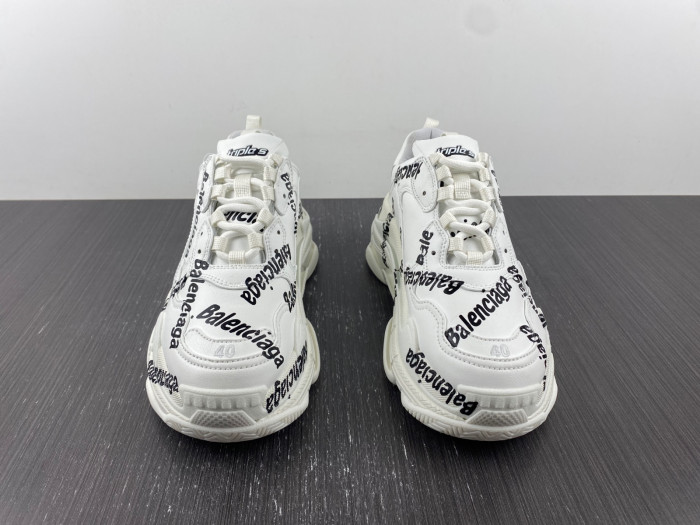 Ba*len*cia*ga triple s sneaker 536737 w2fab 9010