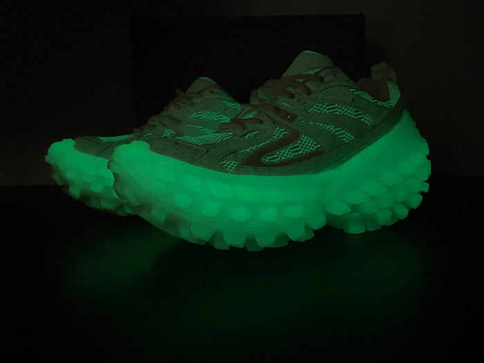 blcg track grey 542436 w3nu2 4656