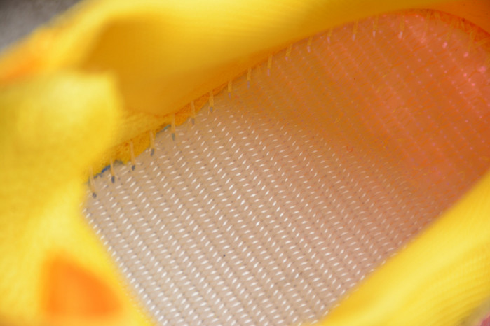 blcg sneaker triple.s.gomma colore jaune-rainbow noir