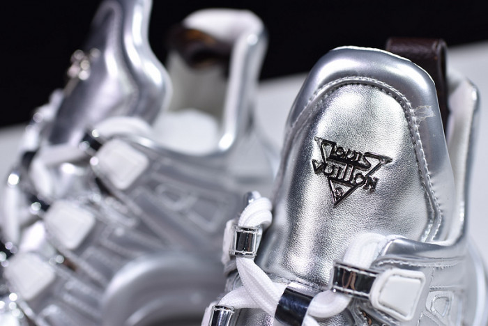 louiv archlight sneaker