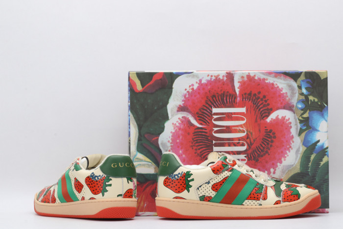 G*u*i ace embroidered low-top sneaker