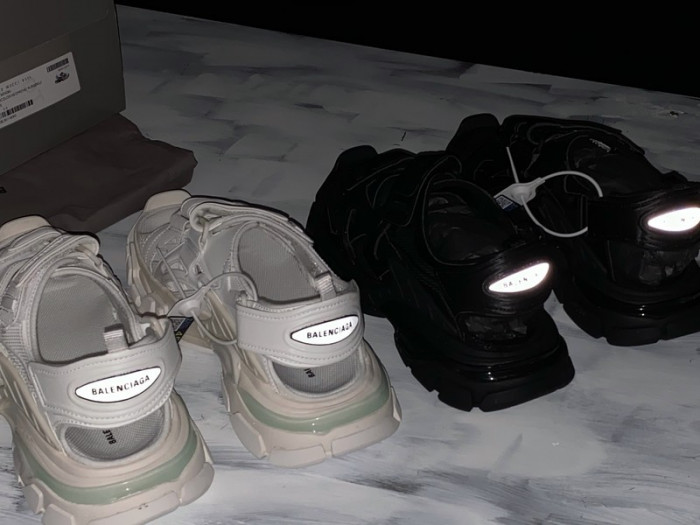 blcg track sandal black 617542w2cc11000