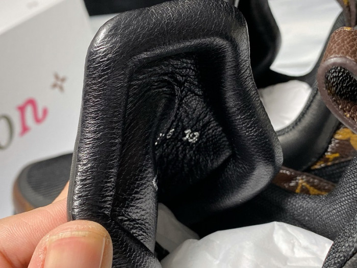 louiv archlight sneaker