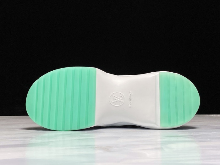 louiv archlight sneaker