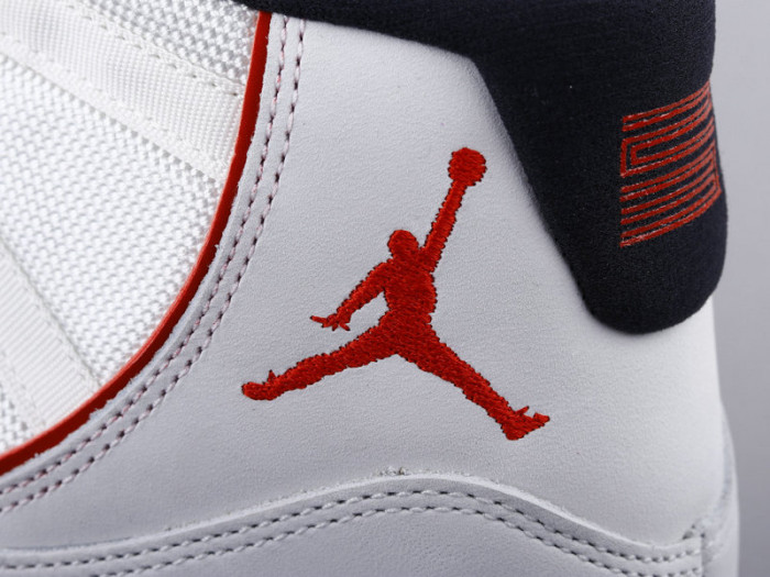 air jordan 11 retro platinum tint (gs) 378038-016