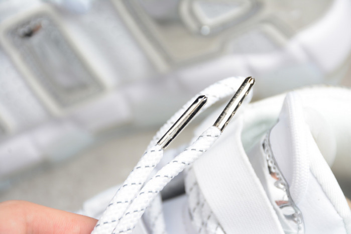 air more uptempo Ch*0me white (w) 917593-100