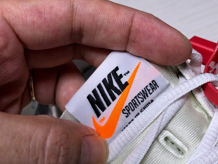 air vapormax ow 2018 aa3831-100