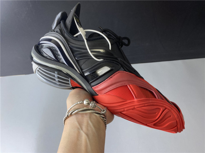 blcg 5.0 tyrex 20ss runway red and black 617535 w2cb1 1060