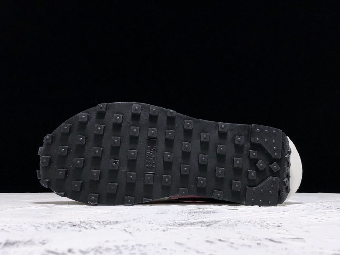 sacai x nike lvd waffle daybreak swh pink red white bv0073-500