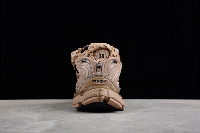 blcg runner 677402 w1ra8 0125