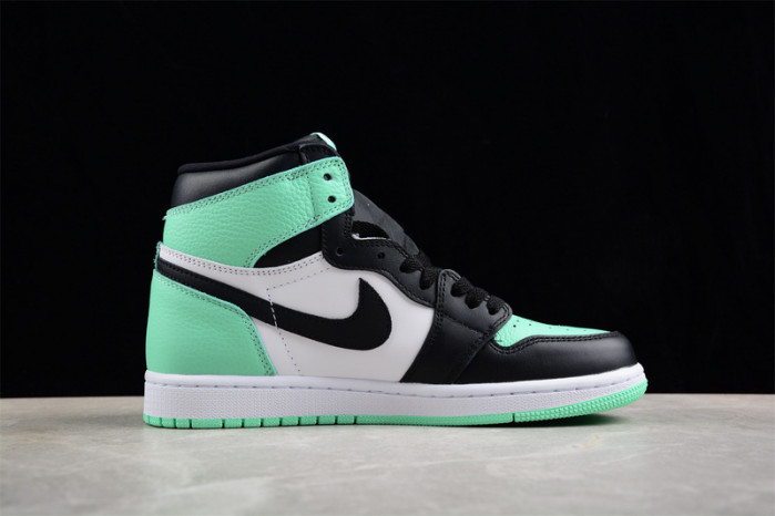 air jordan 1 high og “green glow” dz5485-130
