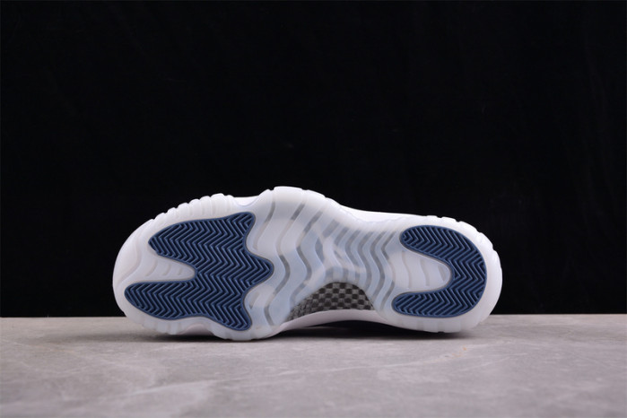 air jordan 11 low diffused blue fv5104-104