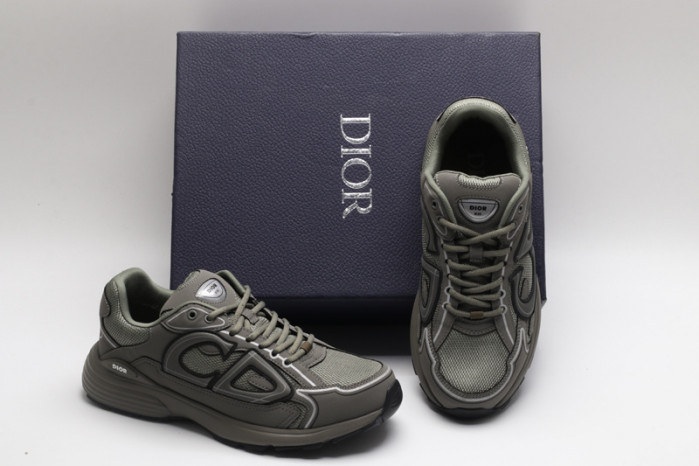 d10r b30 sneaker