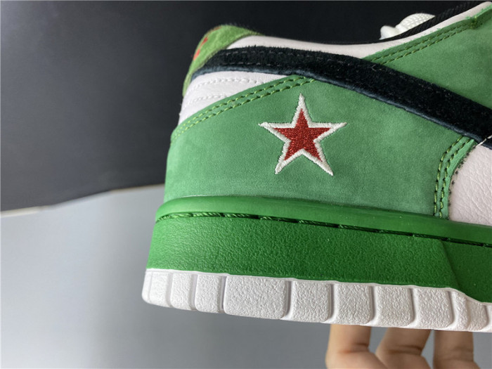 nike dunk sb low heineken 304292-302
