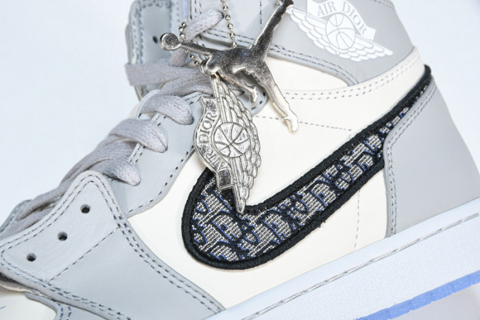 d10r x air jordan 1 high og (d10r shoe box ) cn8607-002