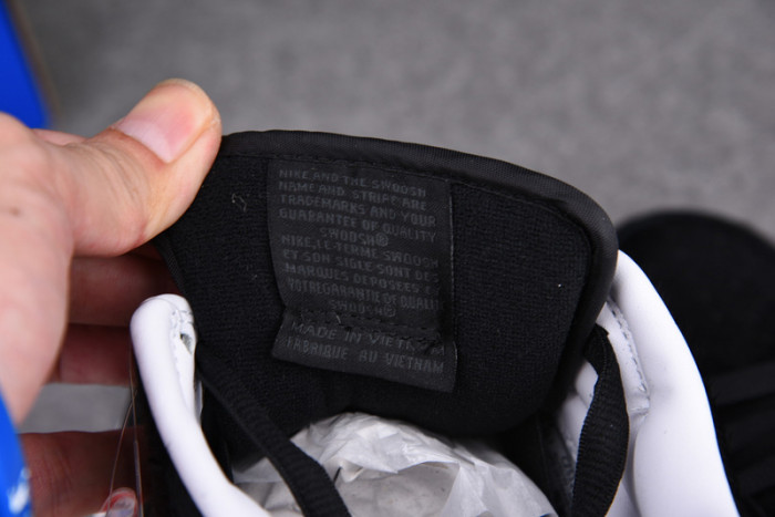 nike sb dunk low medicom toy (2020) cz5127-001