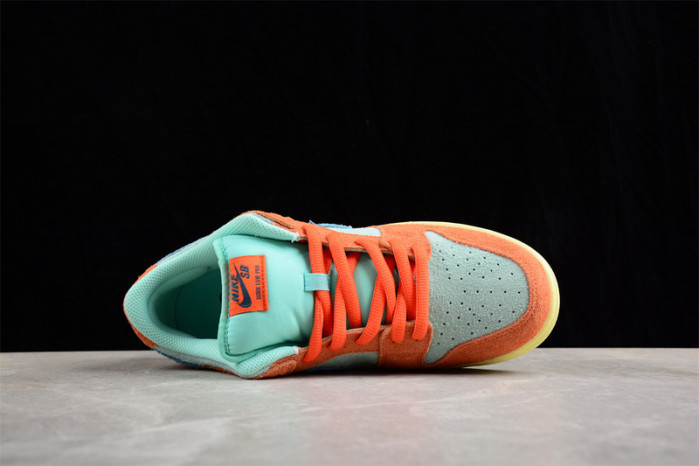 nike sb dunk low “noise aqua” dv5429-800