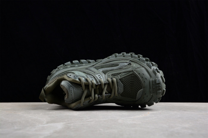 blcg defender rubber platform sneakers 685611 w2ra6 3000