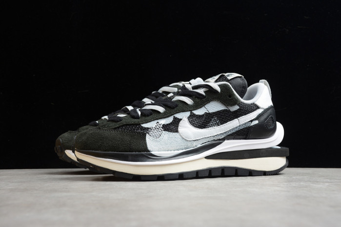 sacai nike ldwaffle black anthracite white cv1363-001