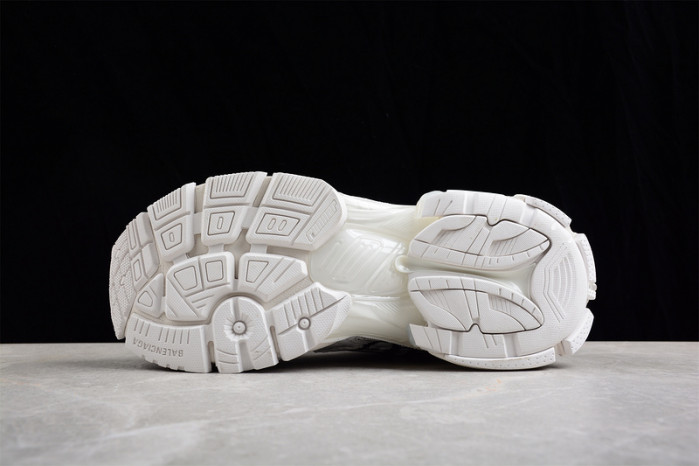 blcg runner 677402 w3rbq 9010