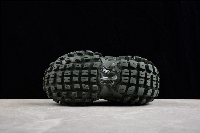 blcg defender rubber platform sneakers 685611 w2ra6 3000