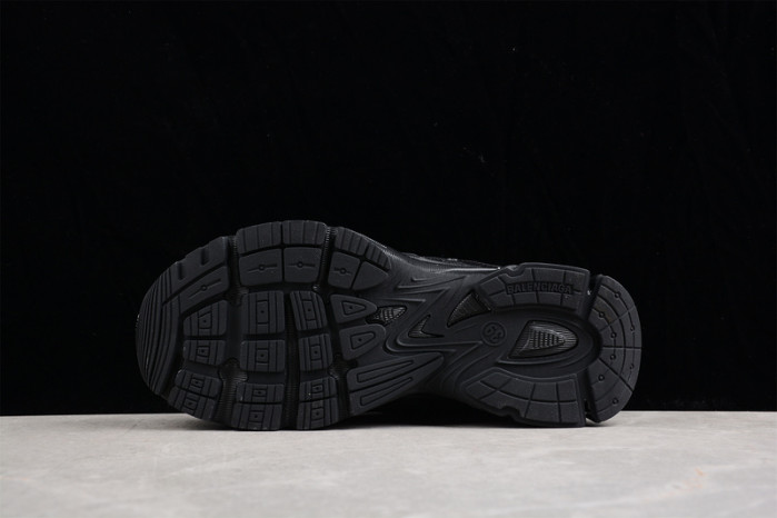 blcg phantom sneaker 679339 w2e92 1000