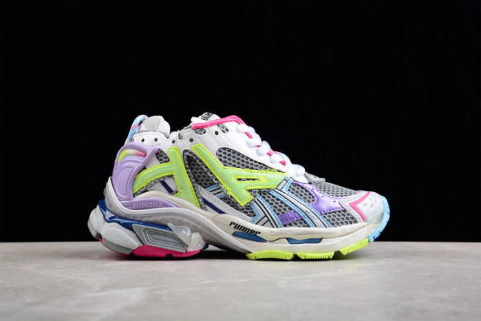 blcg runner 677402 w3rh5 0308