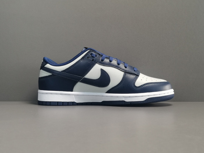 nike dunk low georgetown cw1590-004