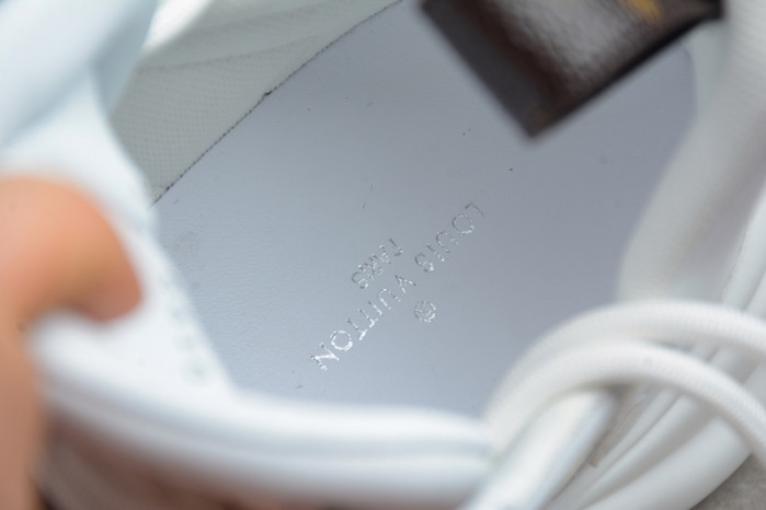 louiv archlight sneaker