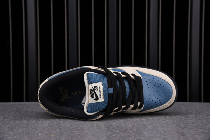 nike sb dunk low light cream thunderstorm bq6817-200