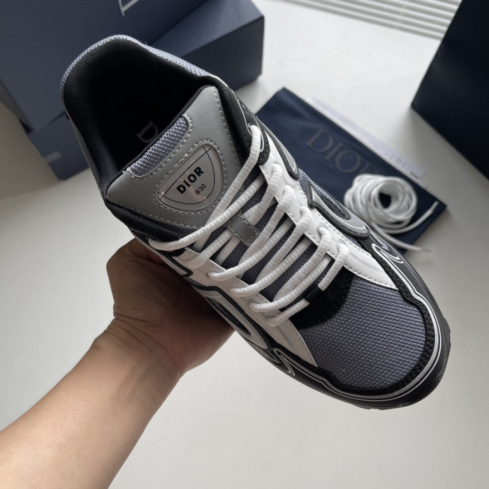 d10r b30 sneaker