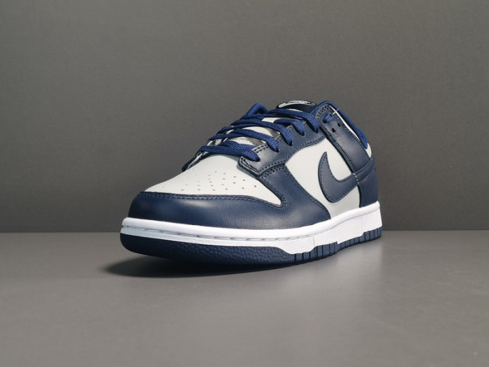 nike dunk low georgetown cw1590-004