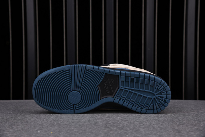 nike sb dunk low light cream thunderstorm bq6817-200