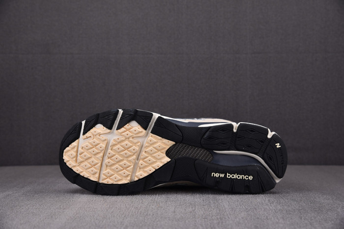 new balance 990v3 miusa teddy santis moonbeam m990ad3