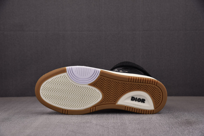 d10r b27 sneaker