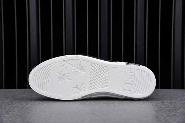 d10r b23 oblique high top sneaker