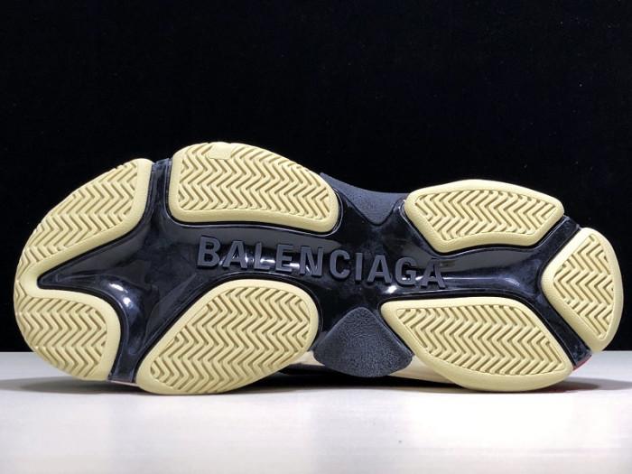 blcg sneaker triple.s.gomma 656686w06g011001