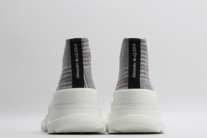 d10r b23 oblique high top sneaker