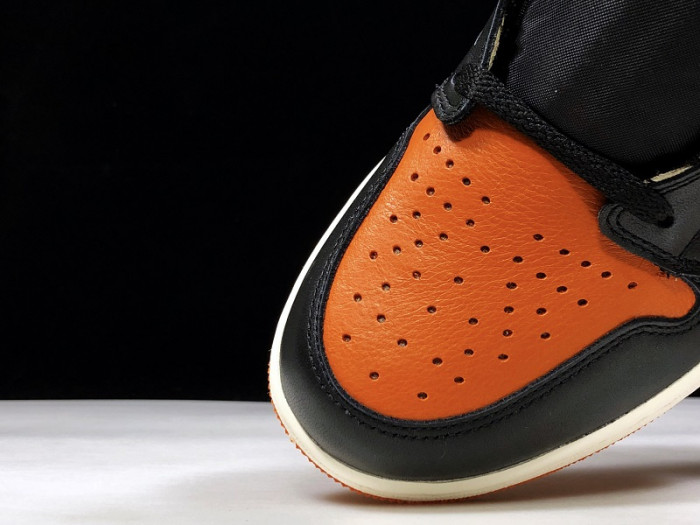 jordan 1 retro shattered backboard 555088-005