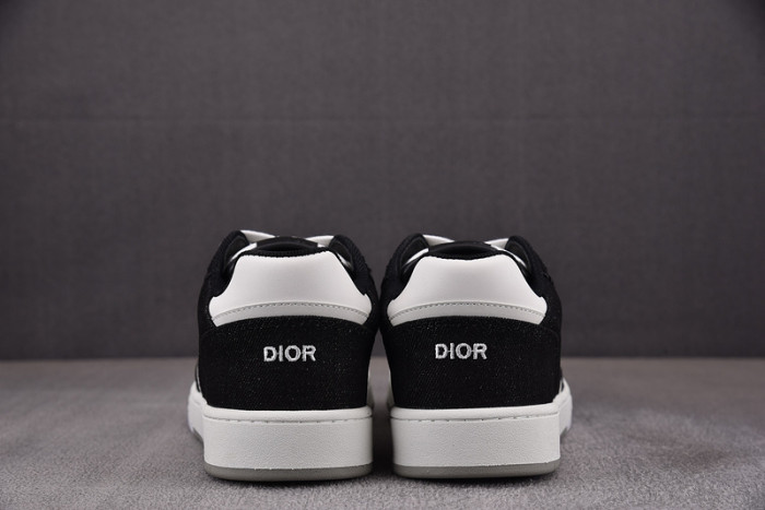 d10r b27 sneaker