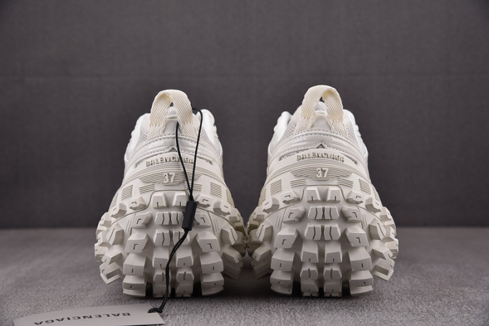 blcg defender 685611 w2ra 9110