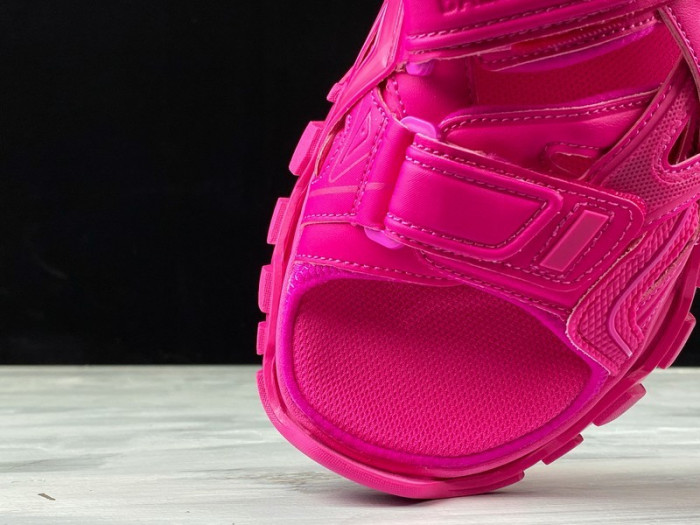 blcg track sandal rose bubble gum (w) 617543w2cc15213