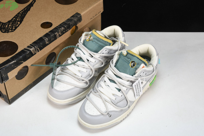 nike dunk low lot 42 dm1602-117