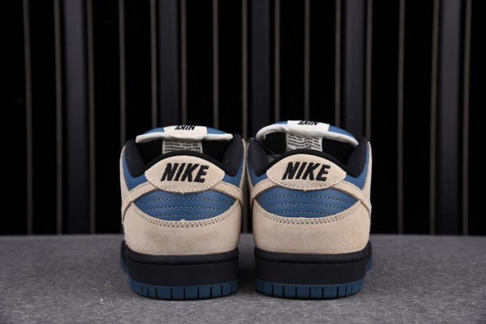 nike sb dunk low light cream thunderstorm bq6817-200