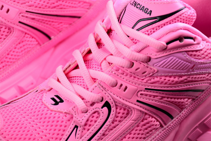 blcg defender rubber platform sneakers 685611 w2raa 5000