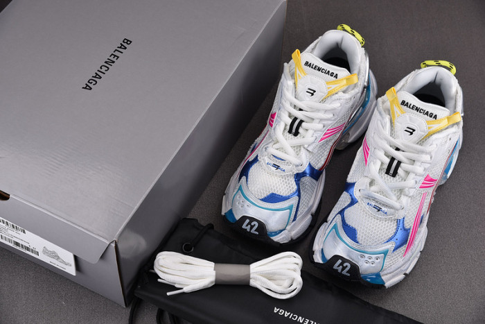 blcg runner 772774 w3rbw 9645