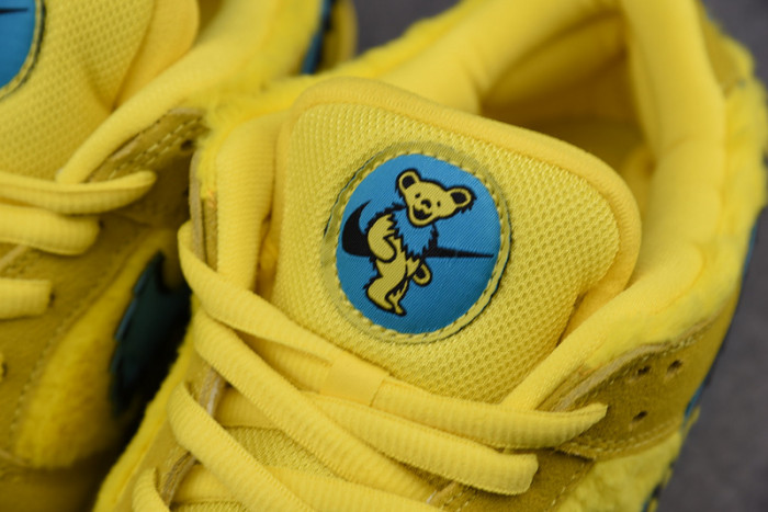 grateful dead x nike sb dunk low yellow bear cj5378-700